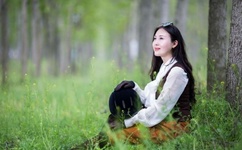 有力缓慢而坚定的进入happy